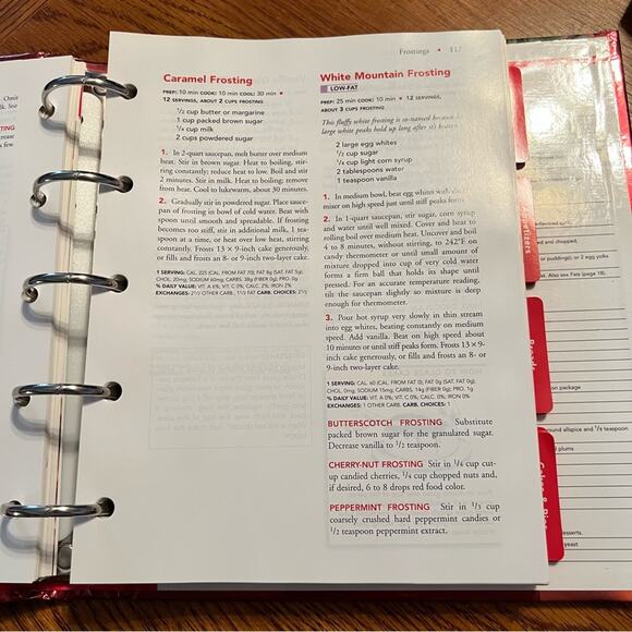 Betty Crocker Comprehensive Cookbook w/ Tips Great Gift for Beginners - Picture 3 of 8